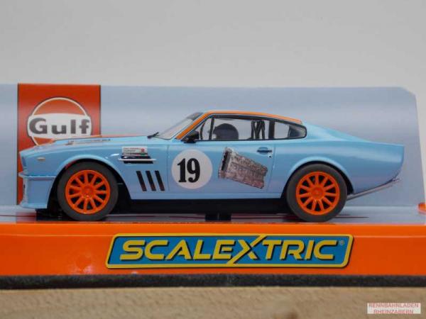 Aston Martin V8 No.19 Gulf Edition Rikki Cann Racing