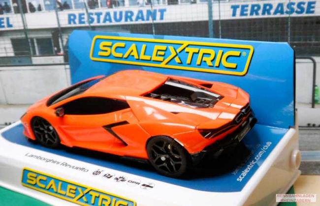 Lamborghini Revuelto Arancio Apodis