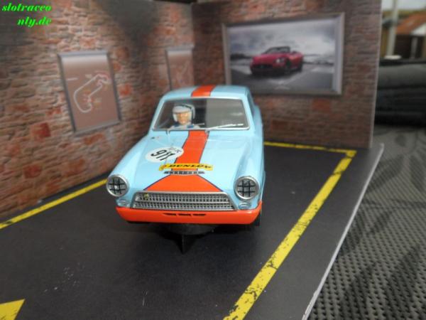 Ford Cortina  GT #911 Gulf Edition 