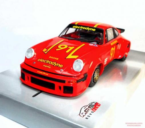 Porsche 934 MOMO Desig