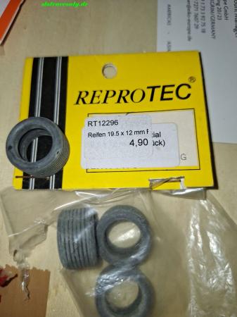 Reifen 19.5 x 12 mm Racing Rillenprofil