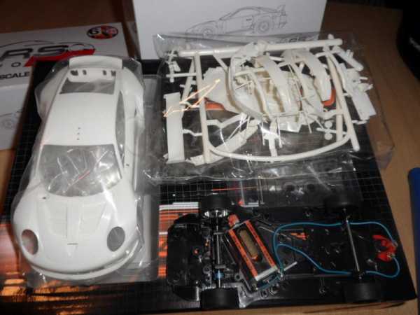 Porsche 911 RSR Scaleauto Whitekit 1/32 