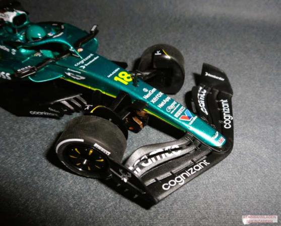 Aston Martin AMR2 #18 Lance Stroll 2025 Formel 1 SCX Classic 1:32