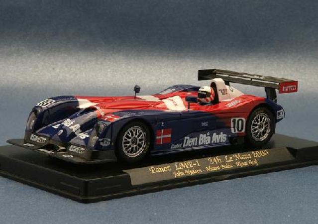 Panoz LMP 1 Roadster 24h Le Mans 2000 Fahrer: Nielsen-Baldi-Graf Start Nr 10 Fly Modell mit Frontmotor-Heckantrieb.