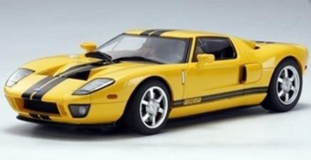 Ford GT 2004 gelb AutoArt 1:32