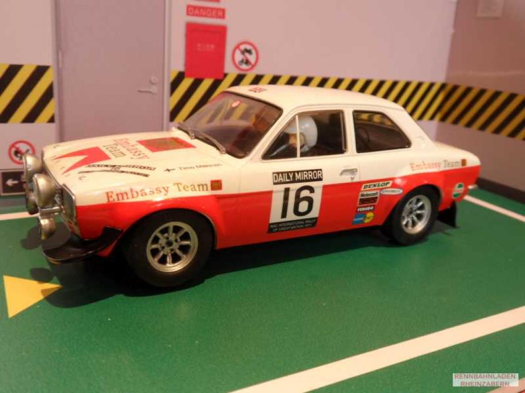 Ford Escort MK1#.9 Mark Freemantle Castrol Racing 1:32 Scalextric C4324 