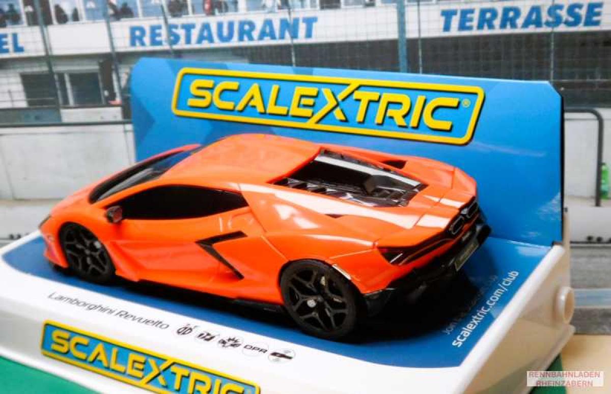 Lamborghini Revuelto Arancio Apodis