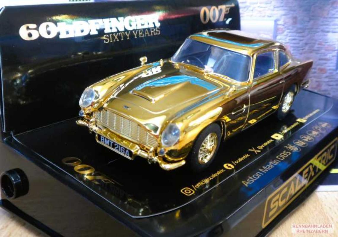 Aston Martin DB5 James Bond 'Goldfinger' - Gold Edition C4550A