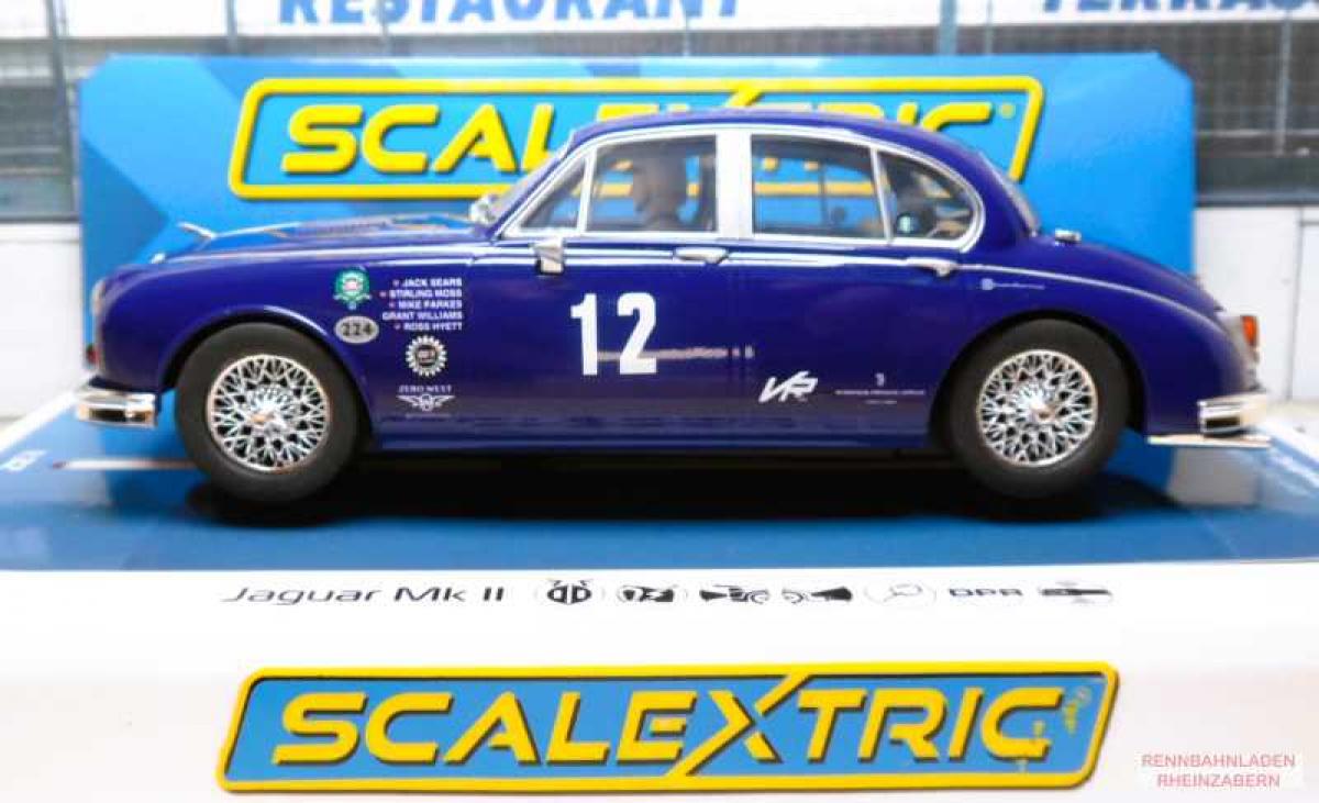 Jaguar MK2 - Grant Williams Racing Scalextric 1:32 C4596 High Detailed Body, Front / Rear Lighting, DPR (Scalextric Digital / Carrera Digital 132 vorbereitet), Magnatraction,  #1