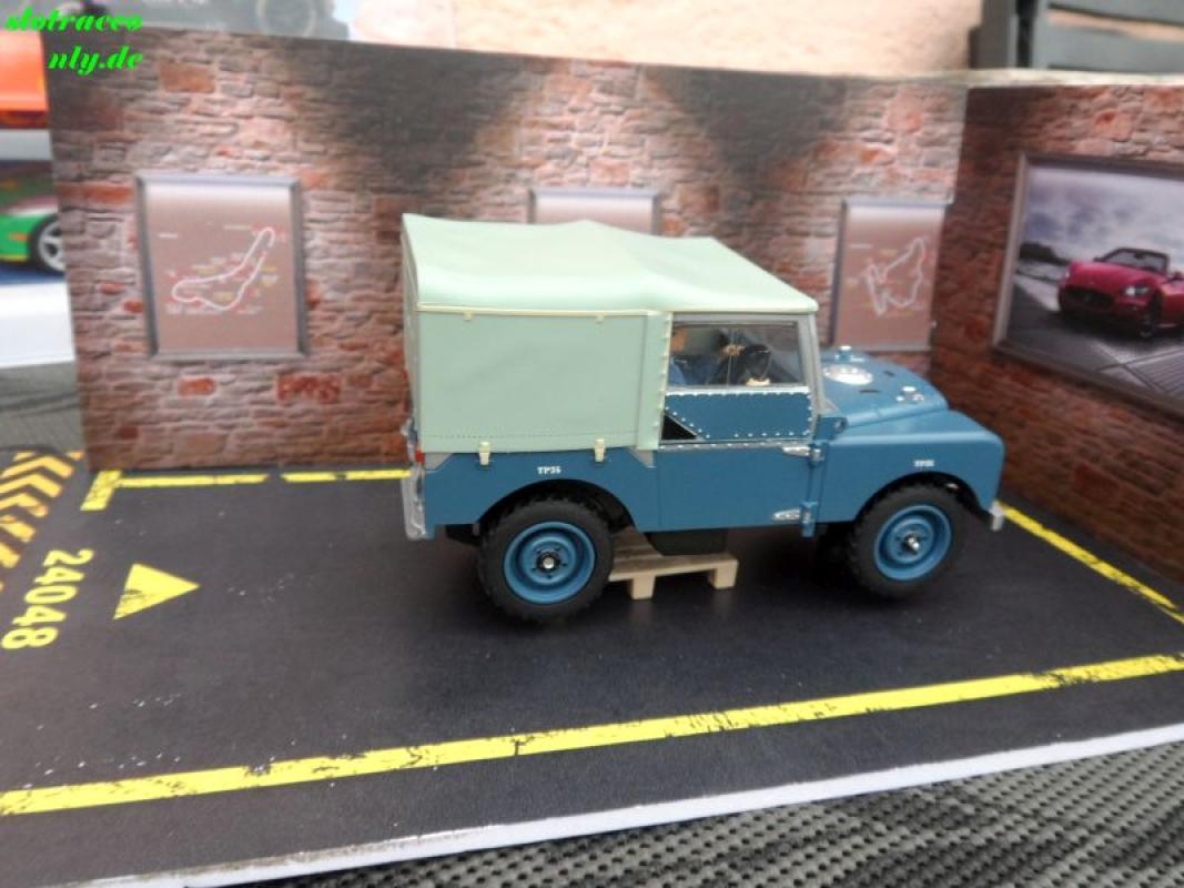 Land Rover Series 1 Royal Air Force Scalextric 1:32 C4661