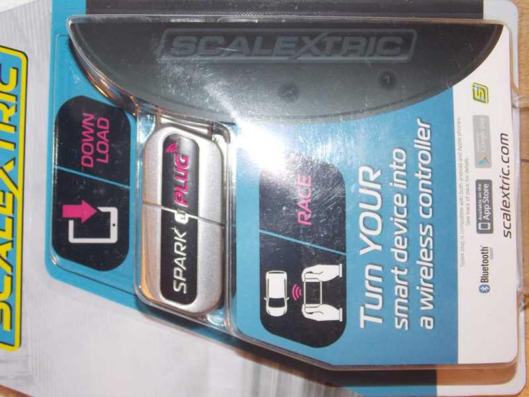 Spark Plug wireless dongle Fahrzeuge mit dem Handy steuern