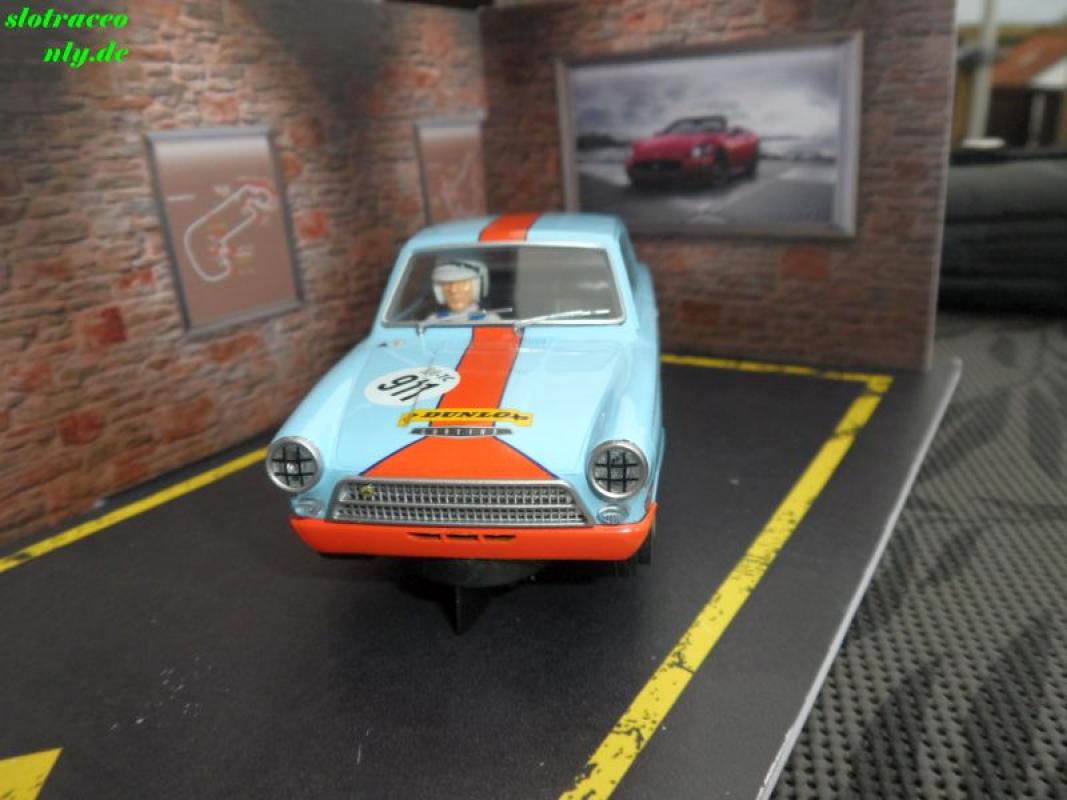 Ford Cortina  GT #911 Gulf Edition 