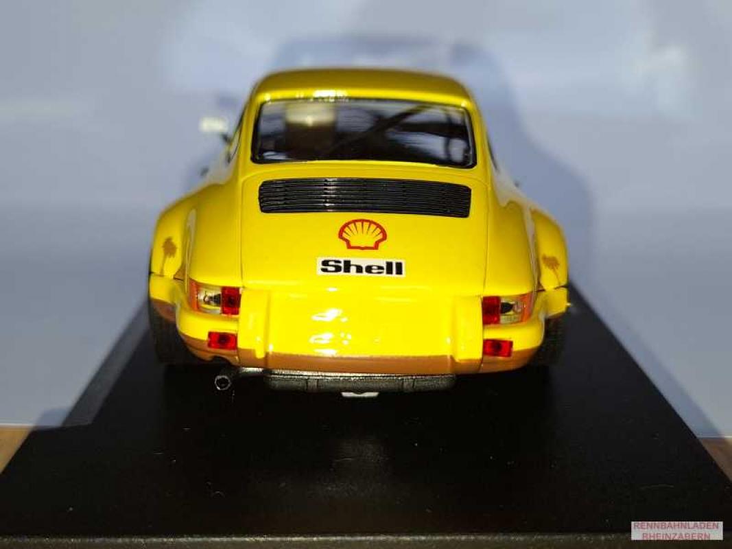 Porsche 911 Winton 1975 #3 FYA2086