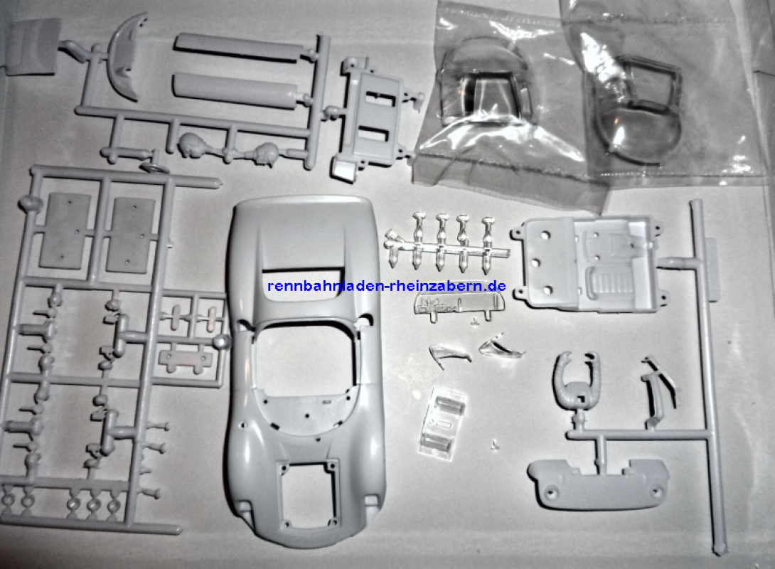 Karosserie Bausatz MRRC 910 White Kit Kunststoff incl. Zubehör. #1