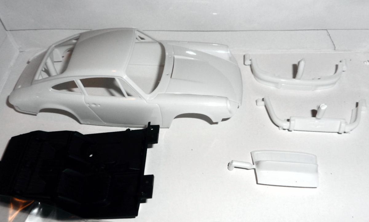 Karosserie Bausatz MRRC 911 RS White Kit Kunststoff incl. Zubehör.