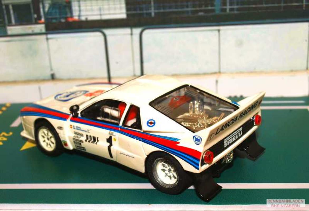 Lancia 037 #1 W.Röhrl / C.Geistdörfer Rally Monte Carlo sehr altes SCX Modell mit offenem Motor!! Rarität Modell ist unbenutz! ohne Box 