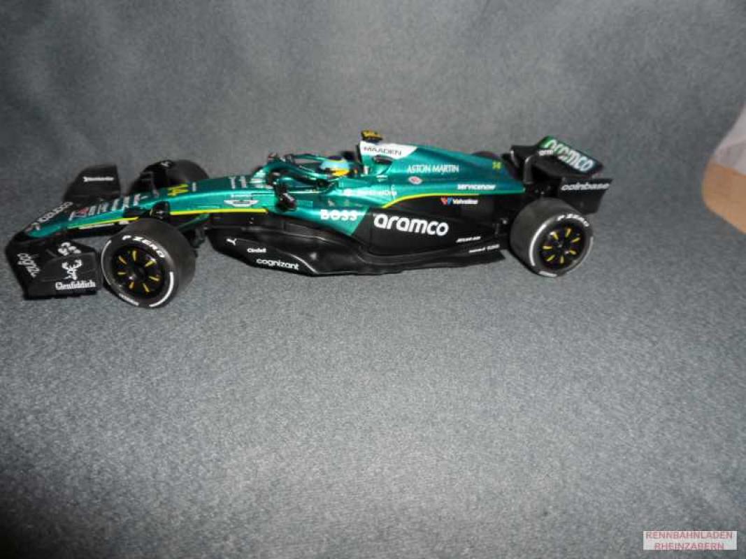 Aston Martin AMR25 #14 Fernando Alonso 2025 Formel 1 SCXClassic1:32