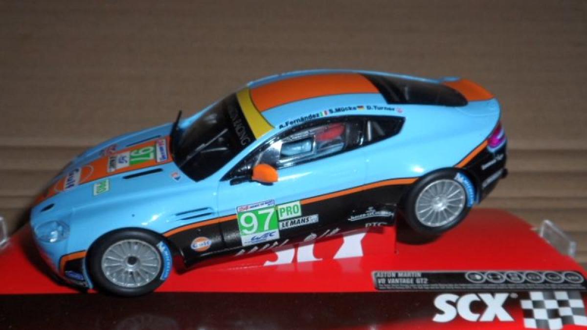 Aston Martin Vantage V8 ähnliche  Le Mans 2012  'GULF'