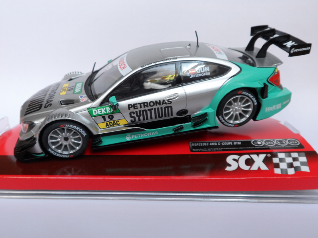 Mercedes AMG C Coupé DTM 2014 #19 JUNCADELLA "Syntium-Petronas" SCX 1:32