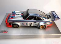Porsche 934 Martini Design #8 mit großem Heckspoiler RS-0289 Revo Slot 1:32