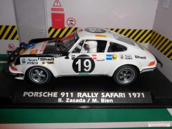 Porsche 911 S Safari Rallye 1971 No. 19  FYA 2053 Slotcar 1:32 analog