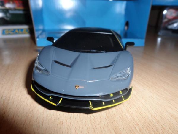 Lamborghini Centanario Carbon