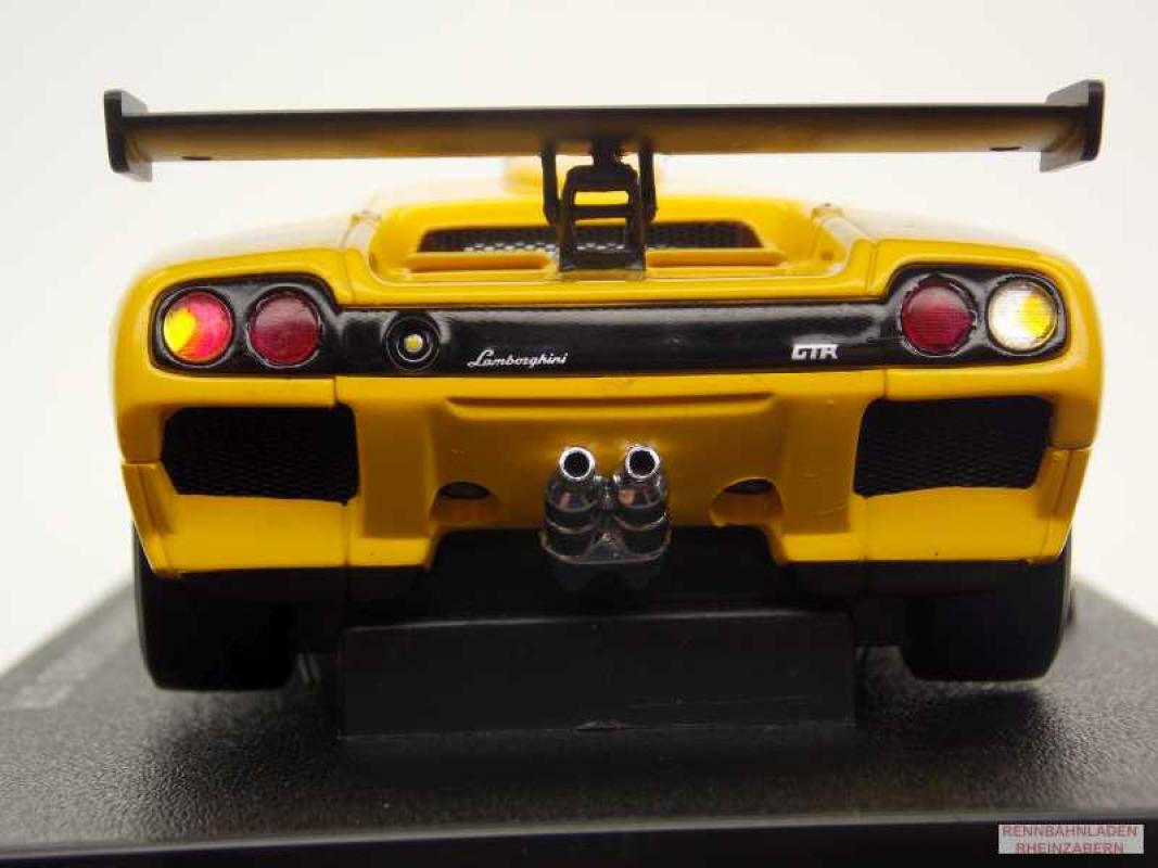 Lamborghini Diablo GTR Street-Version gelb AutoArt 1:32