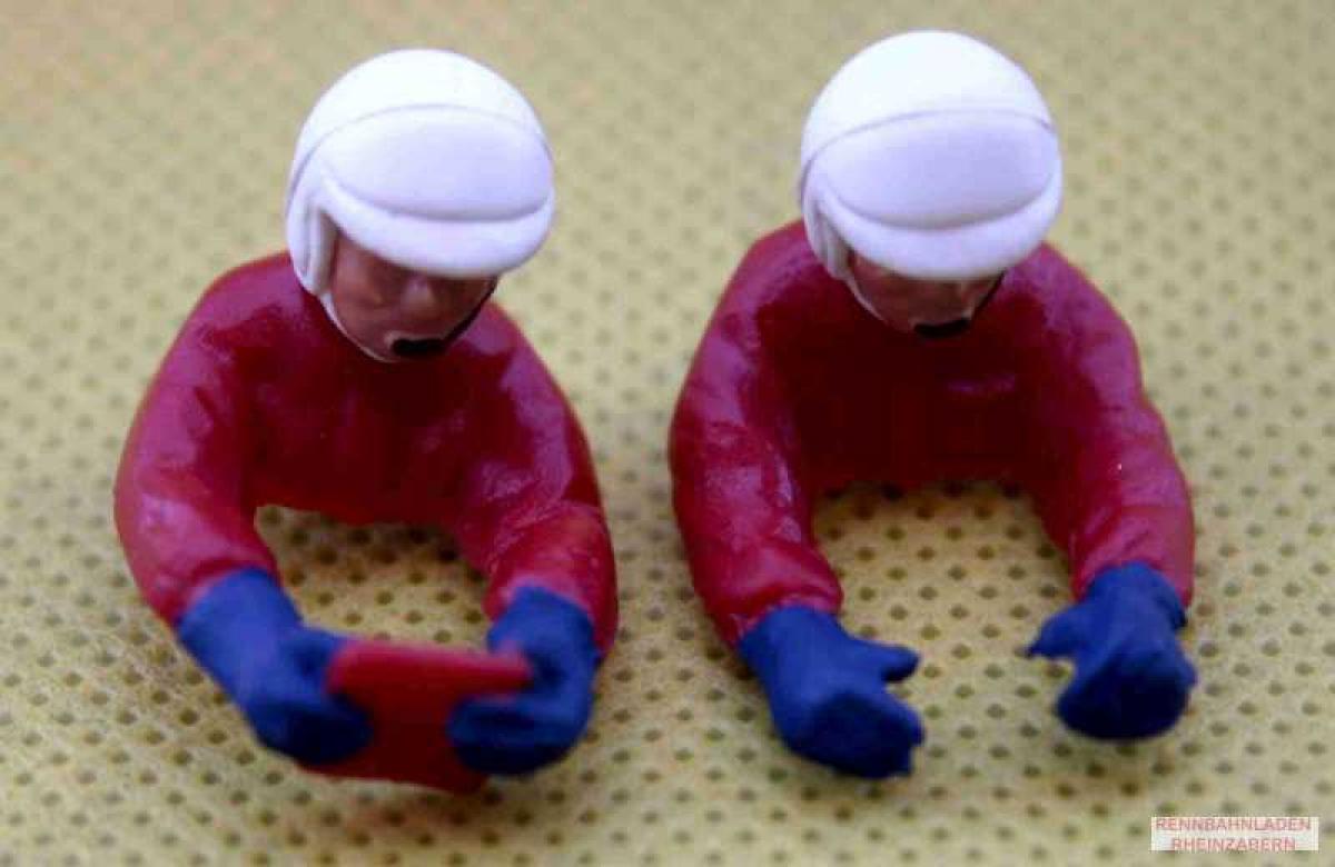 pilot and co-pilot with Jet helmets for 1/32 rally Cartrix 