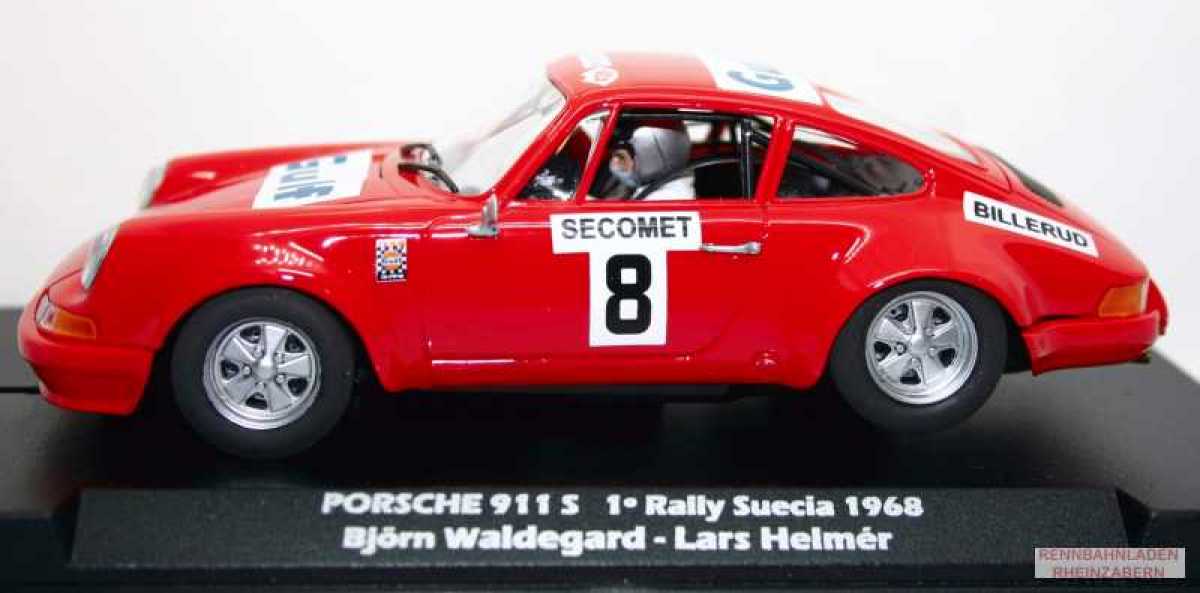 Porsche 911 S #8 1. Rallye Schweden 1968 Bjorn Waldegard/Lars Helmer  FLY 36108 Slotcar 1:32 analog
