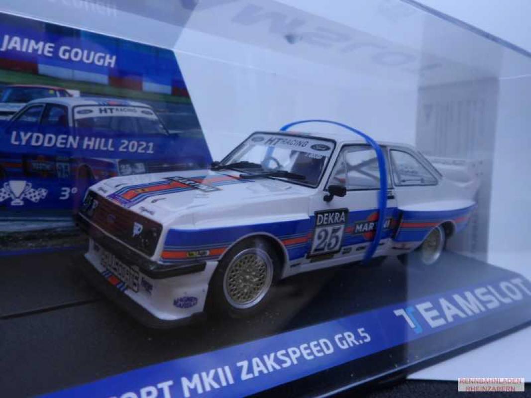 Ford Escort MKII RS2000 X-PACK "MARTINI" Teamslot 1:32