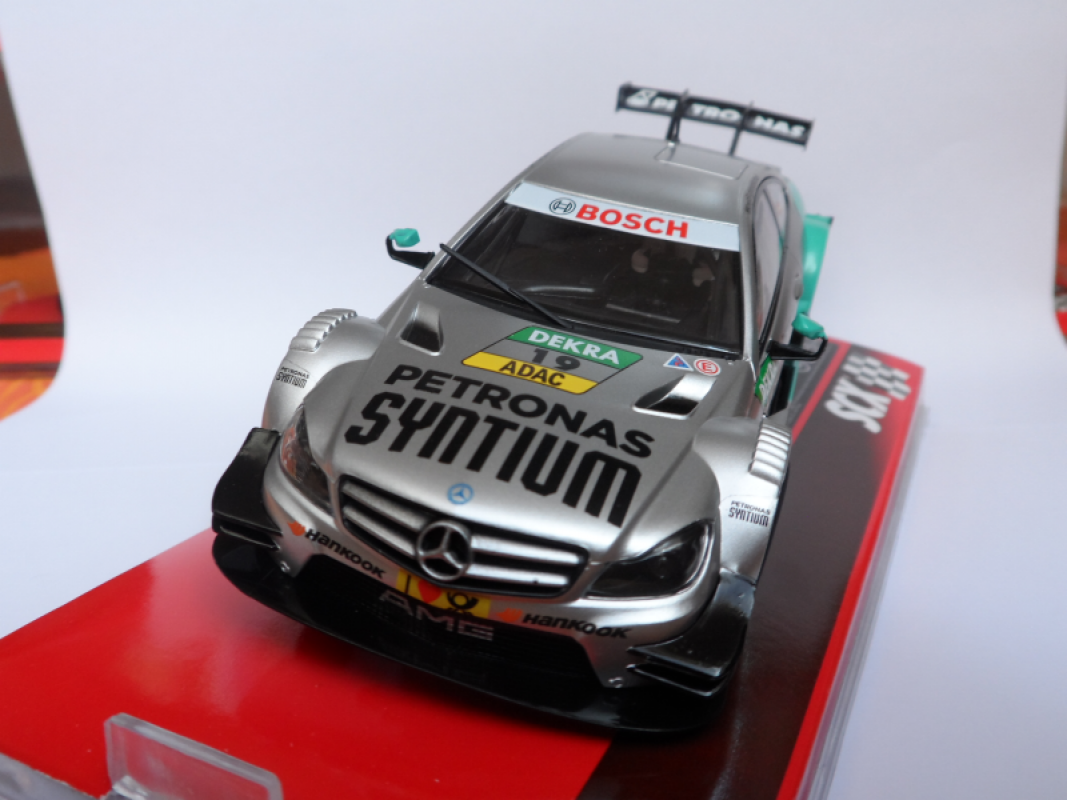 Mercedes AMG C Coupé DTM #12 JUNCADELLA "Syntium-Petronas" SCX 1:32
