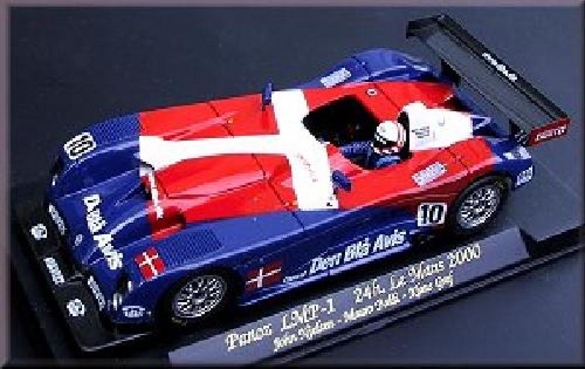 Panoz LMP 1 Roadster 24h Le Mans 2000 Fahrer: Nielsen-Baldi-Graf Start Nr 10 Fly Modell mit Frontmotor-Heckantrieb.